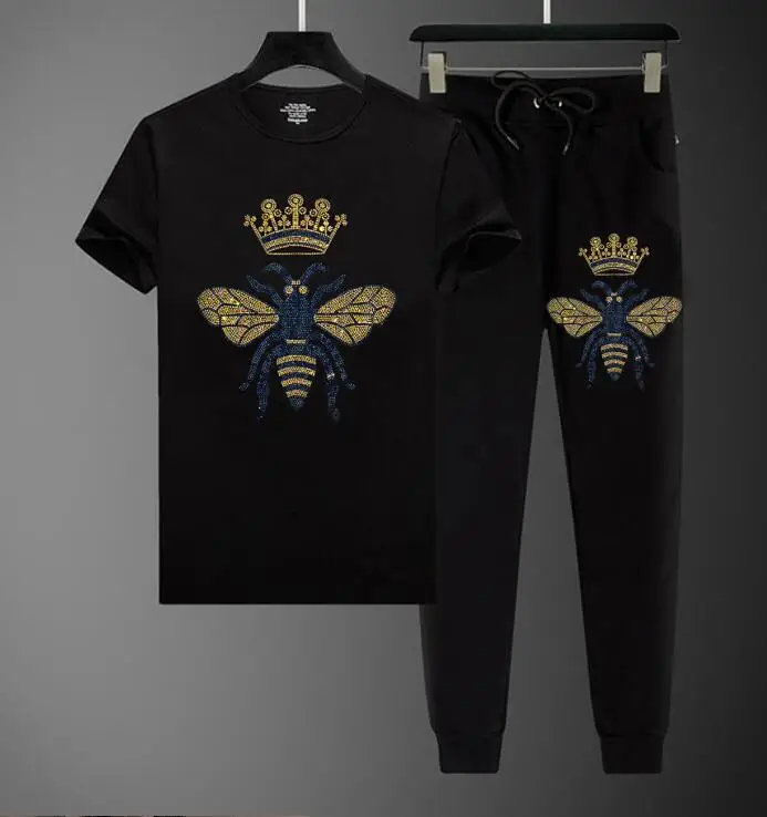 New arrival New Men's tracksuit M-4XL Solid Color shorts Sleeve man sets Rhinestones 
New arrival New Men's tracksuit M-4XL Solid Color shorts Sleeve man sets Rhinestones