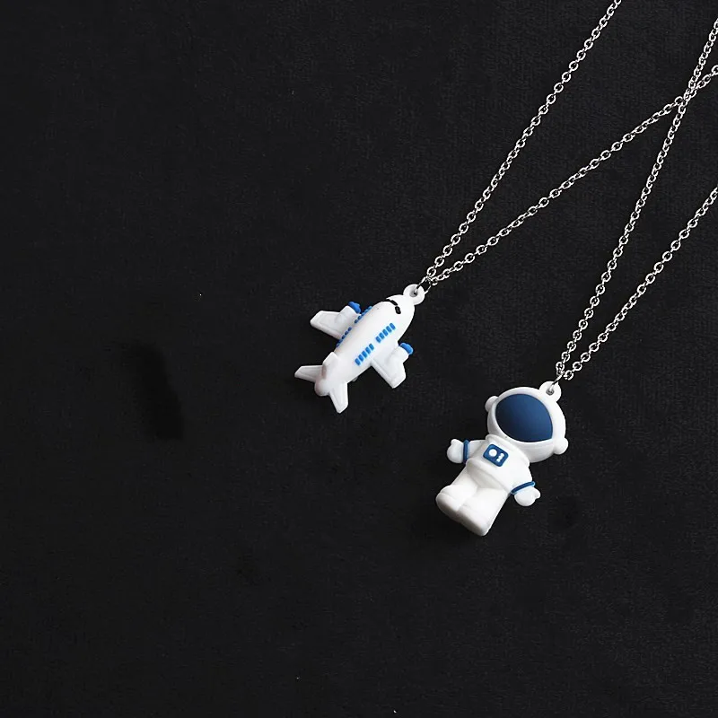 Cute Silica Gel Astronaut Airplane Pendant Necklace Fashion Hip Hop Spaceman Chain Necklaces Jewelry Holiday Gift Unisex
Cute Silica Gel Astronaut Airplane Pendant Necklace Fashion Hip Hop Spaceman Chain Necklaces Jewelry Holiday Gift Unisex