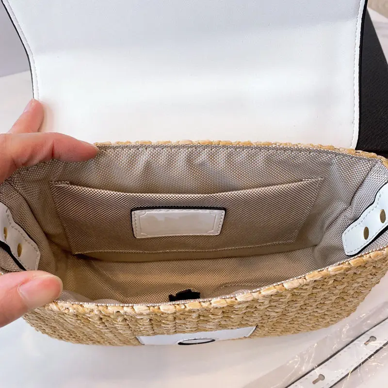 115055 New ladies bags fashion trend ladies shoulder messenger bag shoulder bag fashion bag 
115055 New ladies bags fashion trend ladies shoulder messenger bag shoulder bag fashion bag