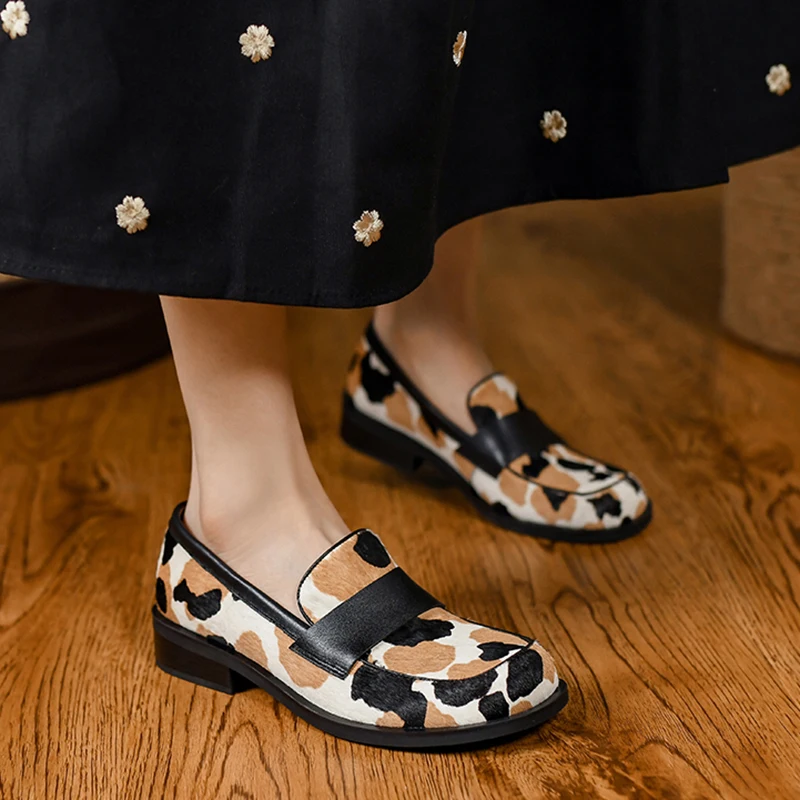 Leopard Women Loafers Genuine Leather Slip-on Low Heels Women Casual Shoes Round Toe Fashion Spring Ladies Work Shoes Handmade
Leopard Women Loafers Genuine Leather Slip-on Low Heels Women Casual Shoes Round Toe Fashion Spring Ladies Work Shoes Handmade