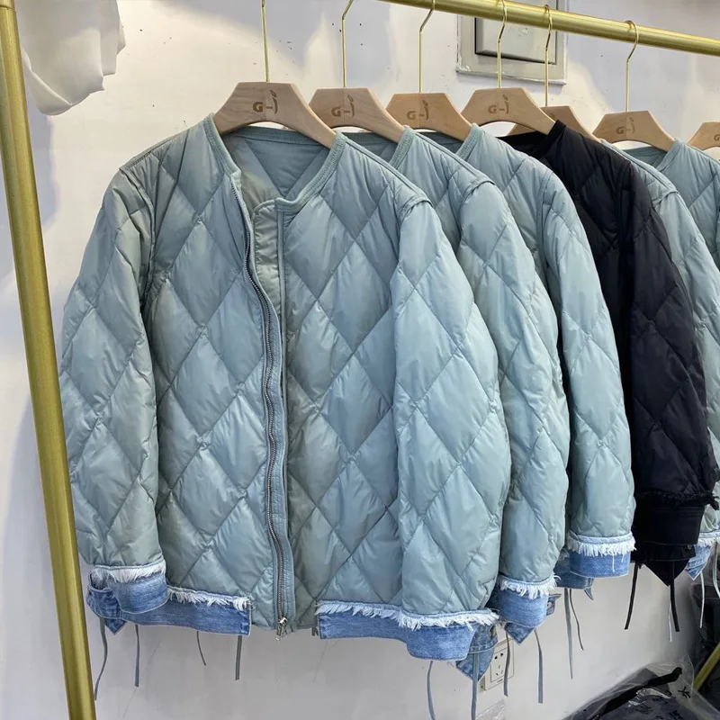 Down jacket women fall/winter 2021 new style denim stitching Women's clothing loose white duck down short coat
Down jacket women fall/winter 2021 new style denim stitching Women's clothing loose white duck down short coat