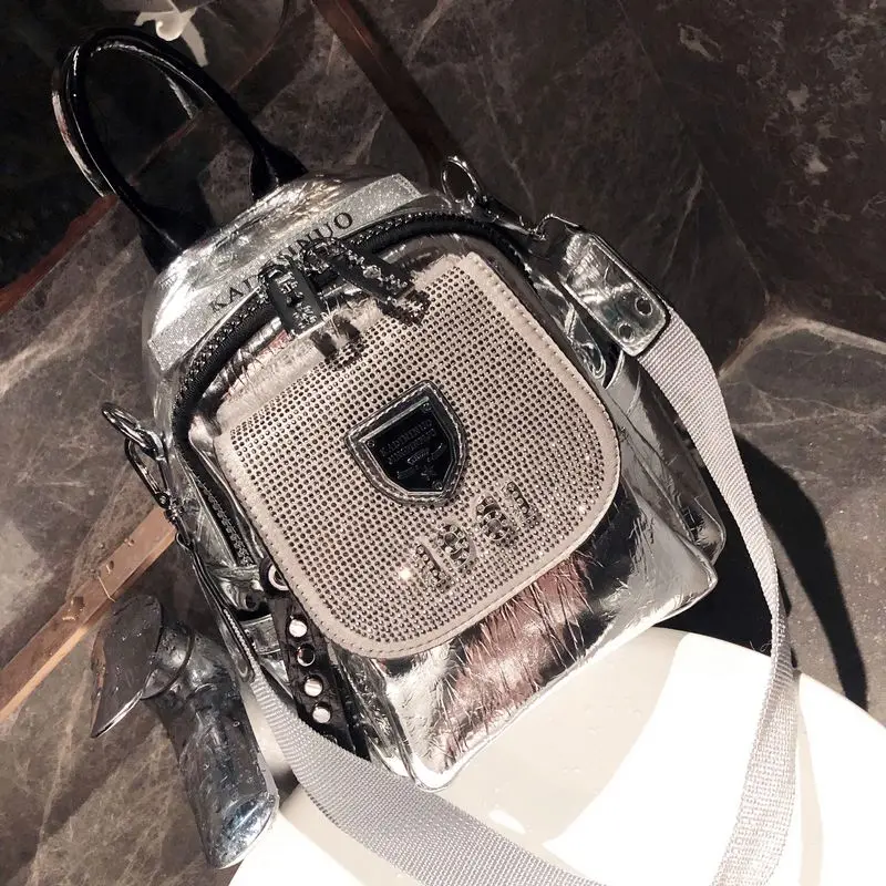 Backpack Women 2022 New Fashion All-match Personality Hot Diamond Small Backpack High Quality Genuine Leather Backpack Louis Bag
Backpack Women 2022 New Fashion All-match Personality Hot Diamond Small Backpack High Quality Genuine Leather Backpack Louis Bag