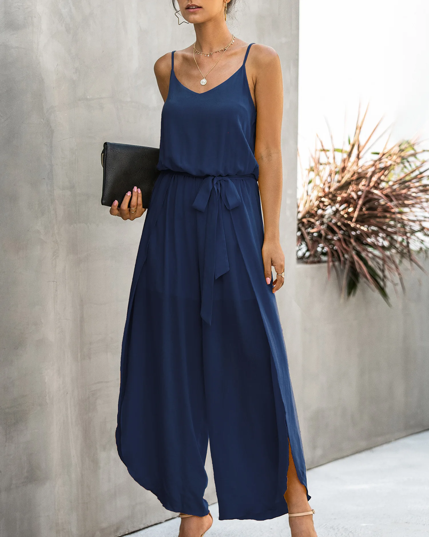 Rompers Summer Black Sexy Backless Wide Leg Jumpsuit Women Side Split Hem Casual Ladies One Piece Womens Clothing Belt 2021 Pink
Rompers Summer Black Sexy Backless Wide Leg Jumpsuit Women Side Split Hem Casual Ladies One Piece Womens Clothing Belt 2021 Pink