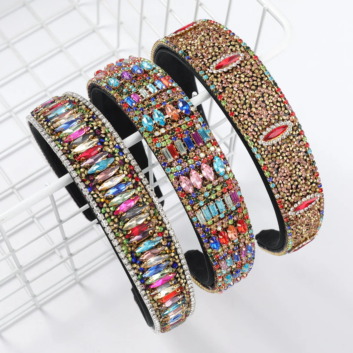 New European American Fashion Flannel Rhinestone Headband Flower Glass Diamond Female Trend Hairdband Hair Accessories
New European American Fashion Flannel Rhinestone Headband Flower Glass Diamond Female Trend Hairdband Hair Accessories