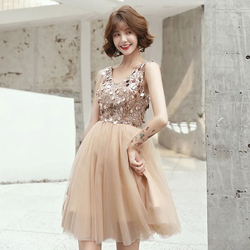 Women Girls Evening Banque dress 2021 mesh sequin sexy deep v-neck sleeveless mini dress elegant birthday party dress champagne 
Women Girls Evening Banque dress 2021 mesh sequin sexy deep v-neck sleeveless mini dress elegant birthday party dress champagne