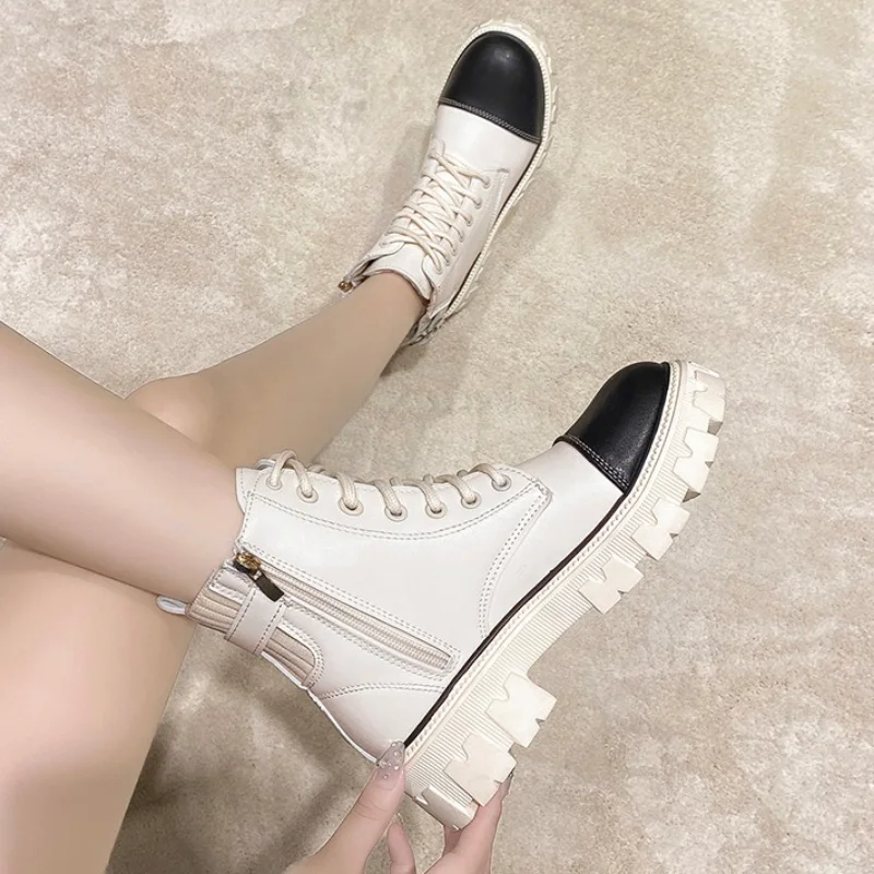 Fashion Martin Boots Women Shoes Autumn 2021 New Side Zipper Lace Up Women's Boots Thick Heel Casual Shoes Woman Motorcycle Boot
Fashion Martin Boots Women Shoes Autumn 2021 New Side Zipper Lace Up Women's Boots Thick Heel Casual Shoes Woman Motorcycle Boot
