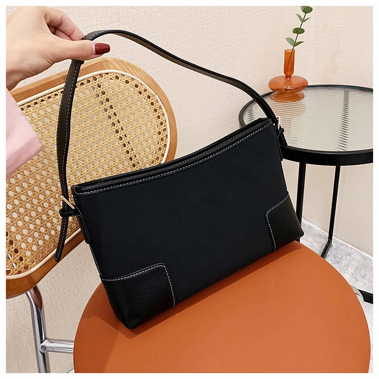 Small PU Leather Women Designer Handbag Pure Color Luxury Design Shoulder Boston Handbag Casual Ladies Tote Handbag Women Bag
Small PU Leather Women Designer Handbag Pure Color Luxury Design Shoulder Boston Handbag Casual Ladies Tote Handbag Women Bag