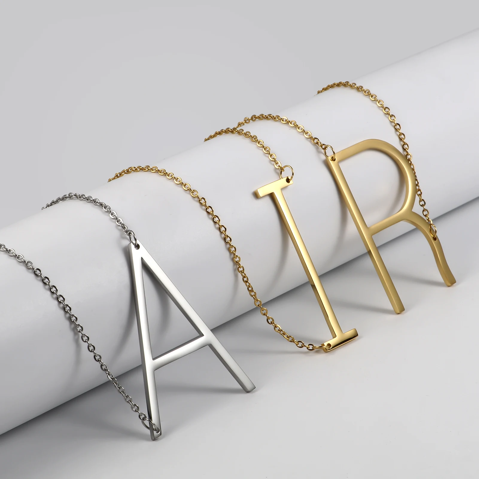 Classic Capital Initial Letter Necklaces For Women Stainless Steel White A-Z Alphabet Pendants Necklace Birthday Jewelry Gifts
Classic Capital Initial Letter Necklaces For Women Stainless Steel White A-Z Alphabet Pendants Necklace Birthday Jewelry Gifts