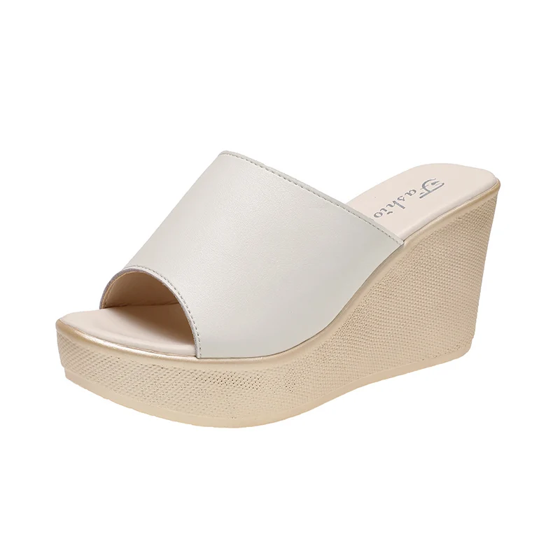 House Slippers Platform High-Heeled Shoes Lady On A Wedge Luxury Slides Flat Soft Girl Designer Rome Fashion PU Super Shoes Wom
House Slippers Platform High-Heeled Shoes Lady On A Wedge Luxury Slides Flat Soft Girl Designer Rome Fashion PU Super Shoes Wom