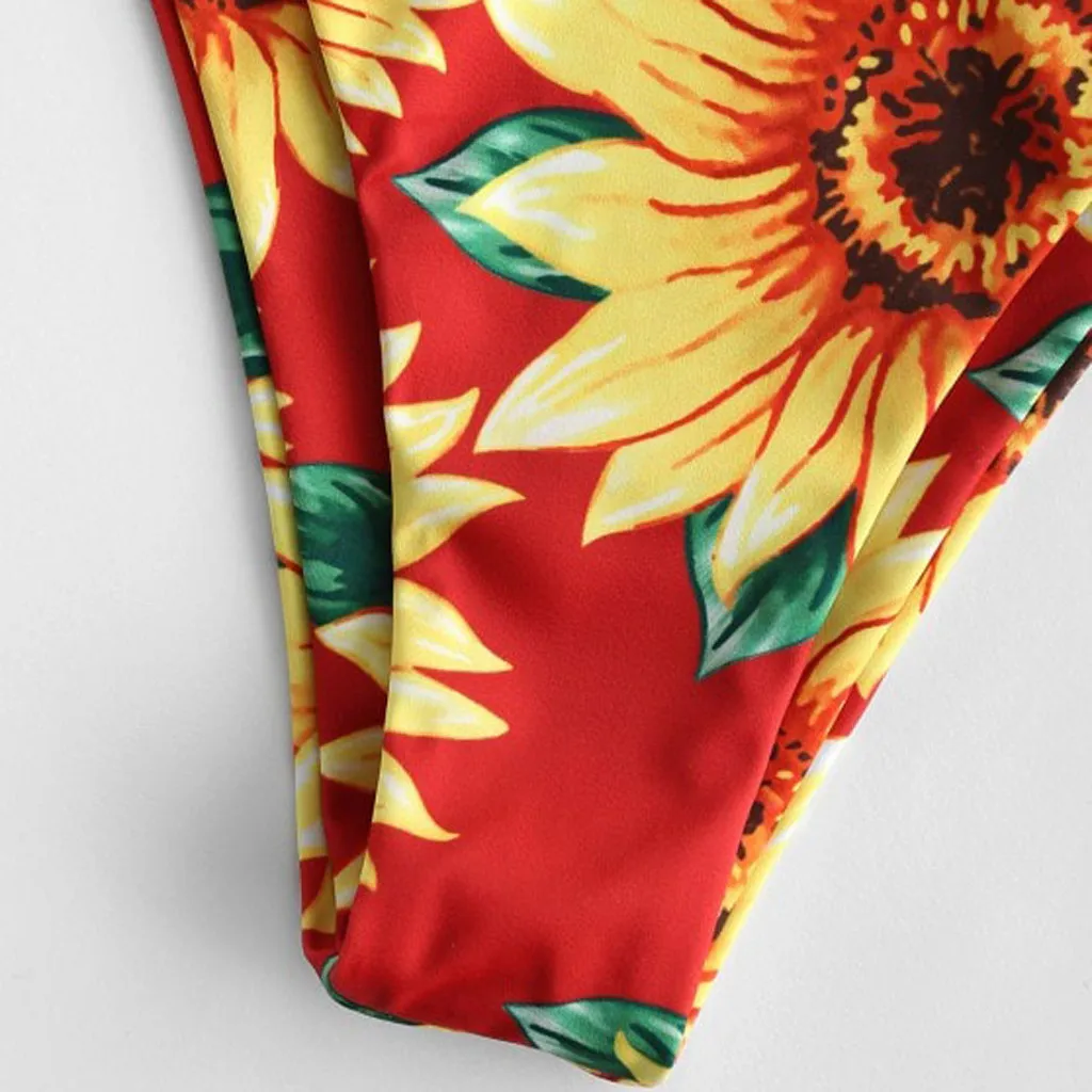 Summer Bikinis Sunflower Print Swimsuit 2020 Swimwear Women Bikini Mujer Padded Bra Thong Biquini Hot Sale Maillot De Bain
Summer Bikinis Sunflower Print Swimsuit 2020 Swimwear Women Bikini Mujer Padded Bra Thong Biquini Hot Sale Maillot De Bain