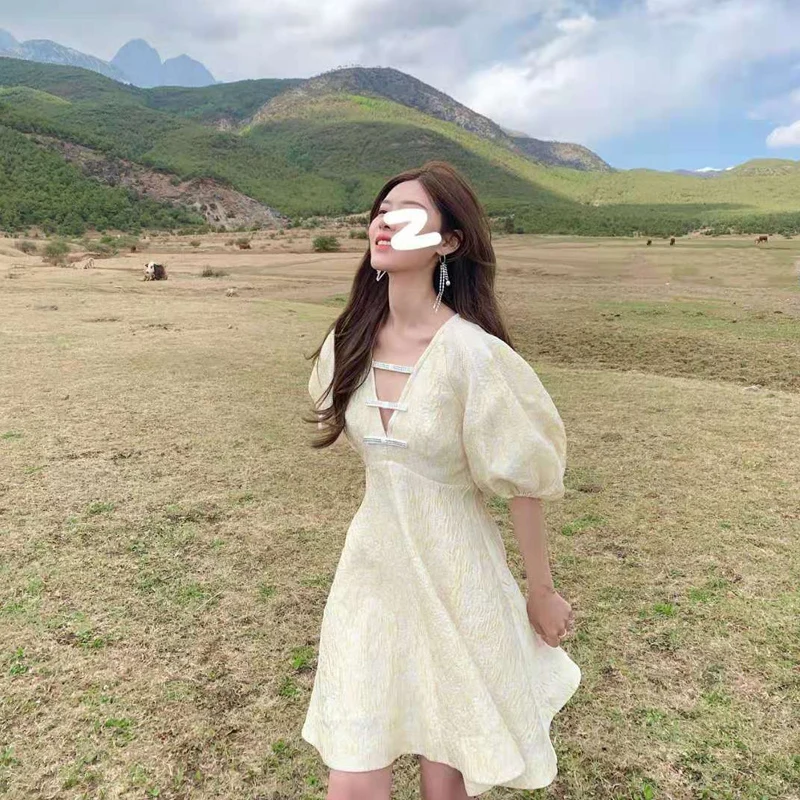 French V neck Swing Mini Dress for Women Stylish Summer High Waist A-Line Sweet Chic Princess Dresses
French V neck Swing Mini Dress for Women Stylish Summer High Waist A-Line Sweet Chic Princess Dresses