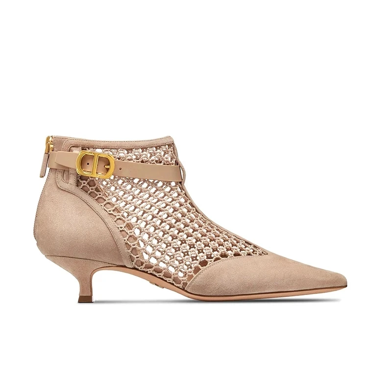New Fashion Hollow Out Pointed Genuine Leathe Large Size Shoes 34-43 Ankle Boots Low Heel Summer Mesh Women Sandal Booties
New Fashion Hollow Out Pointed Genuine Leathe Large Size Shoes 34-43 Ankle Boots Low Heel Summer Mesh Women Sandal Booties