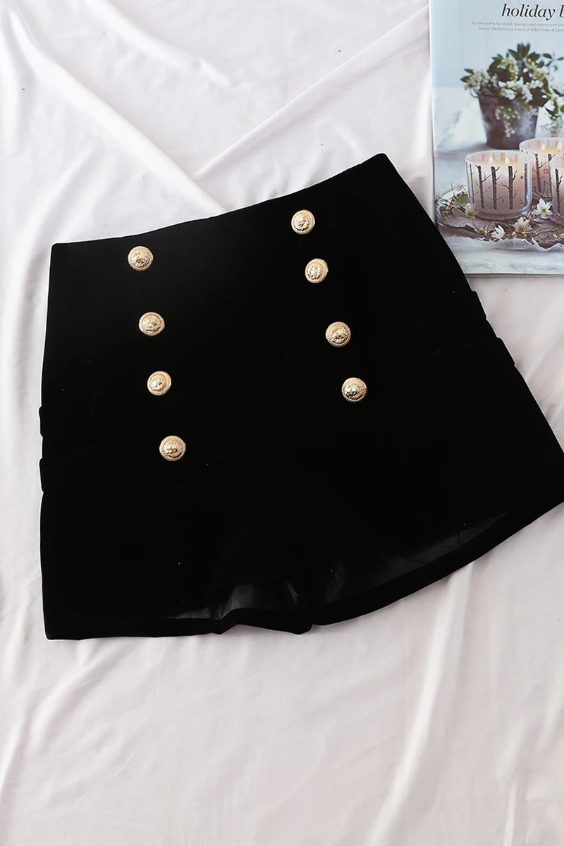 Double Breasted Velvet Shorts Women Outside 2018 New Autumn Wear High Waist Slim Casual Ladies Sexy Short Shorts Femme
Double Breasted Velvet Shorts Women Outside 2018 New Autumn Wear High Waist Slim Casual Ladies Sexy Short Shorts Femme