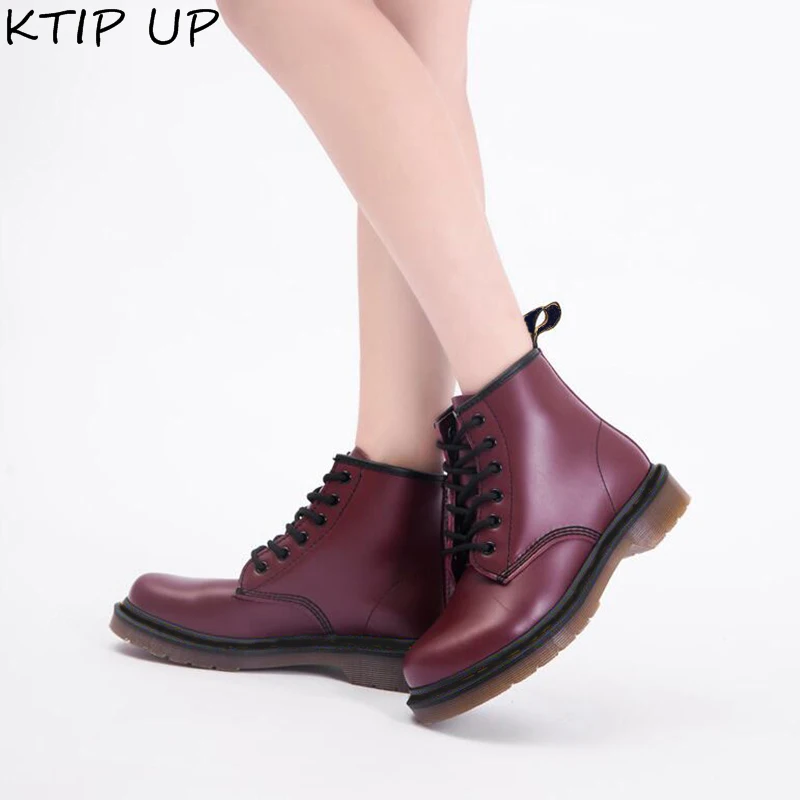 Fashion Lovers Leather Boots Female New Autumn British Wind Genuine Leather Thick With Women Boots Motorcycle Boots Women Shoes
Fashion Lovers Leather Boots Female New Autumn British Wind Genuine Leather Thick With Women Boots Motorcycle Boots Women Shoes