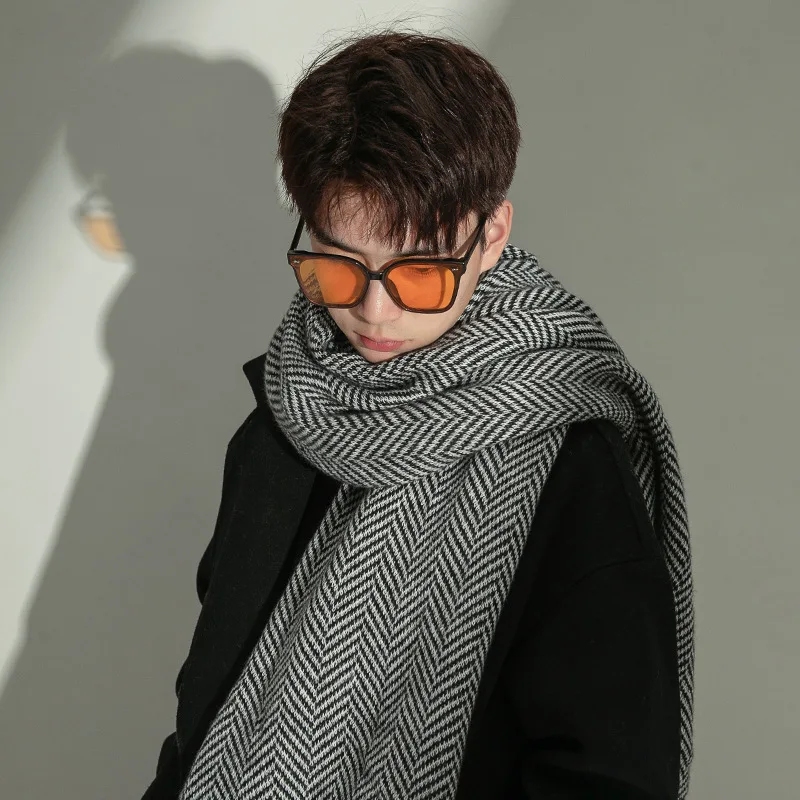 Зимний шарф для мальчиков для влюбленных теплый утолщенный вязаный шарф с защитой от холода для парня
Зимний шарф для мальчиков для влюбленных теплый утолщенный вязаный шарф с защитой от холода для парня