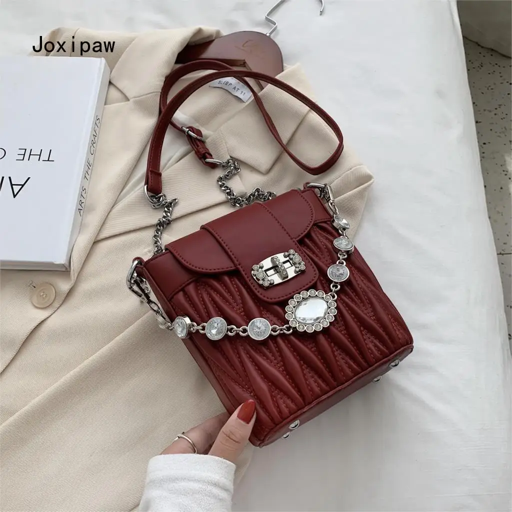Diamond Chain Tote Bucket Bag 2021 Fashion New High quality PU Leather Women's Designer Handbag Travel Shoulder Messenger Bag
Diamond Chain Tote Bucket Bag 2021 Fashion New High quality PU Leather Women's Designer Handbag Travel Shoulder Messenger Bag