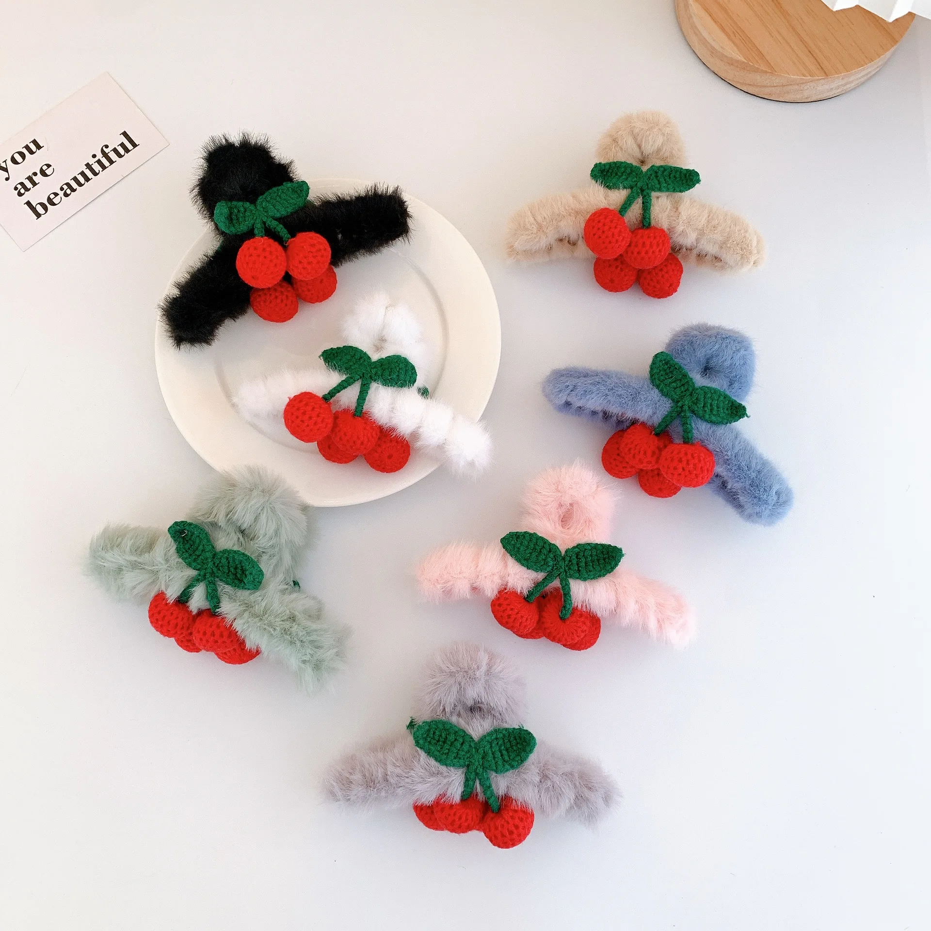 Cherry Hair Ball Girl Cute Ins Hair Clip Jaw Clip Bangs Clip Internet Celebrity Clip with Teeth Top Clip Hairpin Back Head
Cherry Hair Ball Girl Cute Ins Hair Clip Jaw Clip Bangs Clip Internet Celebrity Clip with Teeth Top Clip Hairpin Back Head