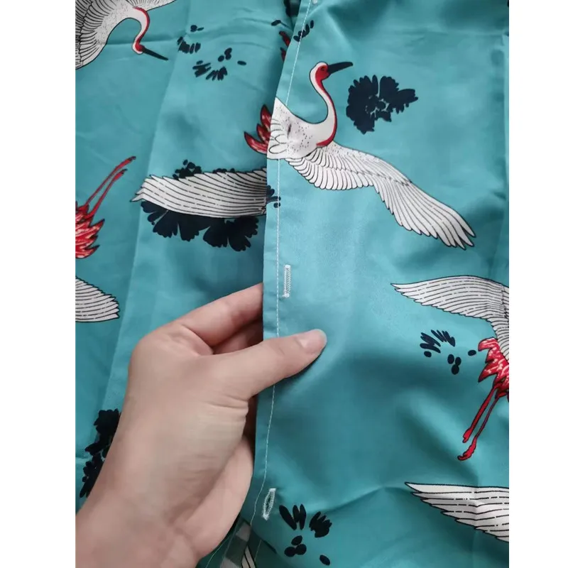 Women Shirts Harajuku Streetwear Tops Vintage Loose Crane Print Short Sleeve Blusas Female Kimono Shirts Couple Lover Fashion 
Women Shirts Harajuku Streetwear Tops Vintage Loose Crane Print Short Sleeve Blusas Female Kimono Shirts Couple Lover Fashion