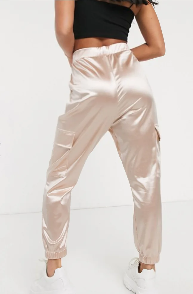 2020 Brand new Women Sweatpants Loose Harem Pants Casual Jogging Hip Hop Street Style Workout Trouser sports daily
2020 Brand new Women Sweatpants Loose Harem Pants Casual Jogging Hip Hop Street Style Workout Trouser sports daily