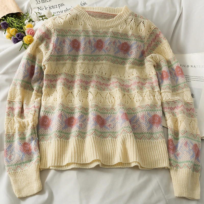 Autumn 2021 Retro Hollow Out See Through Thin Long Sleeve Pullovers Sweater Women's O-neck Flower Knit Loose Causal Crop Top
Autumn 2021 Retro Hollow Out See Through Thin Long Sleeve Pullovers Sweater Women's O-neck Flower Knit Loose Causal Crop Top