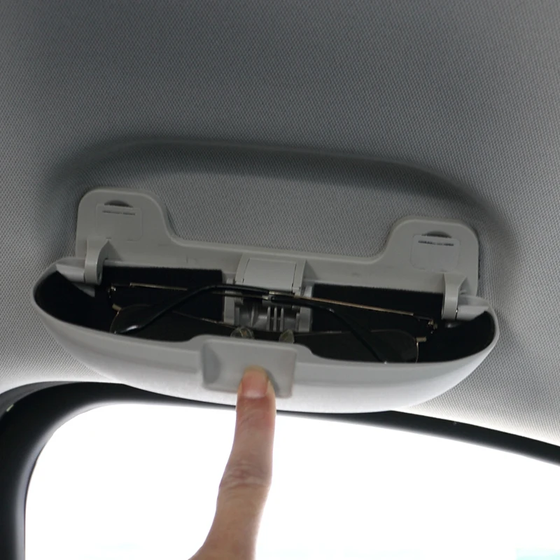 Car Styling Sunglass Case For Mercedes Benz A B C E S V M Class GLA GLC GLS GLE CLS CLA GL W213 W205 W222 X253 W176 Glasses Box
Car Styling Sunglass Case For Mercedes Benz A B C E S V M Class GLA GLC GLS GLE CLS CLA GL W213 W205 W222 X253 W176 Glasses Box