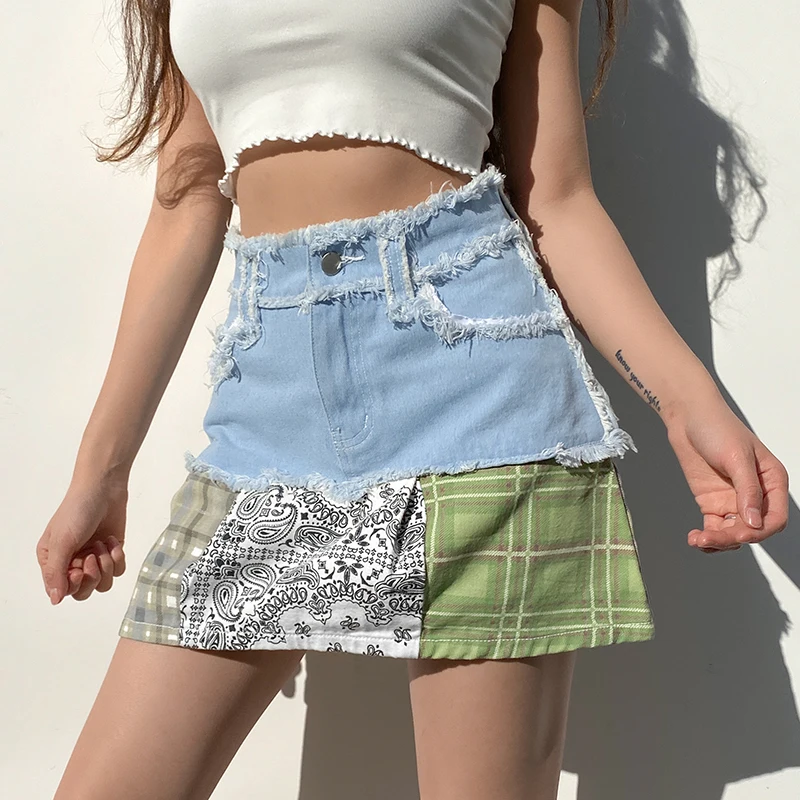 Summer Women Mini A-line Skirt Plaid Print Splicing High-Waist Frayed Denim Skirt with Pockets for Girls
Summer Women Mini A-line Skirt Plaid Print Splicing High-Waist Frayed Denim Skirt with Pockets for Girls