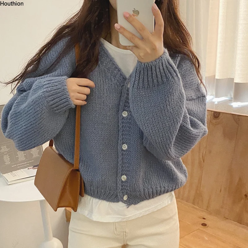 Spring/Autumn Women Sweater New Fashion Casual Long Sleeve Buttons Solid Color V-neck Loose Elasticity Cotton Cardigan Houthion
Spring/Autumn Women Sweater New Fashion Casual Long Sleeve Buttons Solid Color V-neck Loose Elasticity Cotton Cardigan Houthion