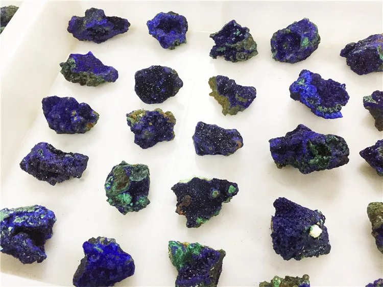 1pcs Natural quartz crystal azurite high purity malachite primary stone chakra 
1pcs Natural quartz crystal azurite high purity malachite primary stone chakra