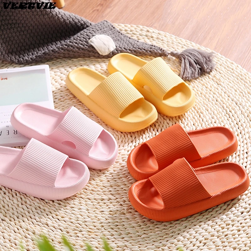 2021 Thick Sole Home Women Slippers 4.5cm Heel Ladies Platform Flat Shoes Non-slip EVA Living Room Indoor Slides Women Slippers
2021 Thick Sole Home Women Slippers 4.5cm Heel Ladies Platform Flat Shoes Non-slip EVA Living Room Indoor Slides Women Slippers