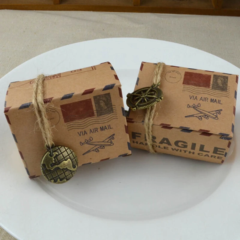 50pcs/pack Air mail airplane travel theme vintage favors kraft paper candy box packaging boxes wedding gift souvenirs gift
50pcs/pack Air mail airplane travel theme vintage favors kraft paper candy box packaging boxes wedding gift souvenirs gift