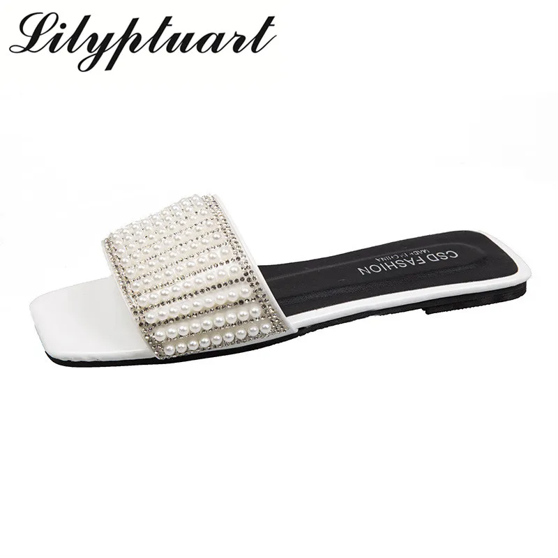 2020 women's summer new fashion slippers trend rhinestone comfortable non-slip flat-bottom word drag beach sandals women
2020 women's summer new fashion slippers trend rhinestone comfortable non-slip flat-bottom word drag beach sandals women