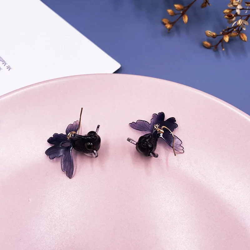 Chinese Style Personality Vintage Goldfish Metal Resin Love Dangle Earrings Fashion Temperament Ladies Jewelry Accessorie Clear
Chinese Style Personality Vintage Goldfish Metal Resin Love Dangle Earrings Fashion Temperament Ladies Jewelry Accessorie Clear