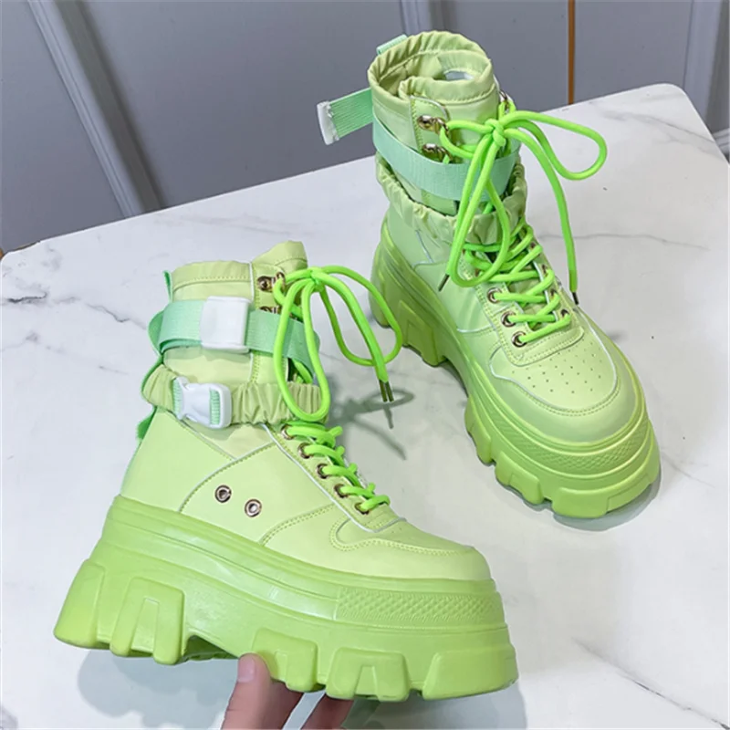 Women High Top Vulcanized Sneakers 2022 Fashion Buckle Breathable Thick Sole Shoes Woman Platform Ankle Boots Basket Femme
Women High Top Vulcanized Sneakers 2022 Fashion Buckle Breathable Thick Sole Shoes Woman Platform Ankle Boots Basket Femme
