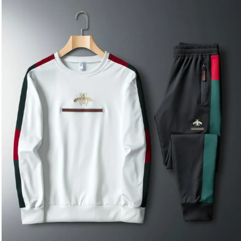 2020Fall/Winter Men's Elastic Band Casual Suit Embroidered Long Sleeve Suit Fitness Sports Suit Long Sleeve Trousers 2 Piece Set
2020Fall/Winter Men's Elastic Band Casual Suit Embroidered Long Sleeve Suit Fitness Sports Suit Long Sleeve Trousers 2 Piece Set