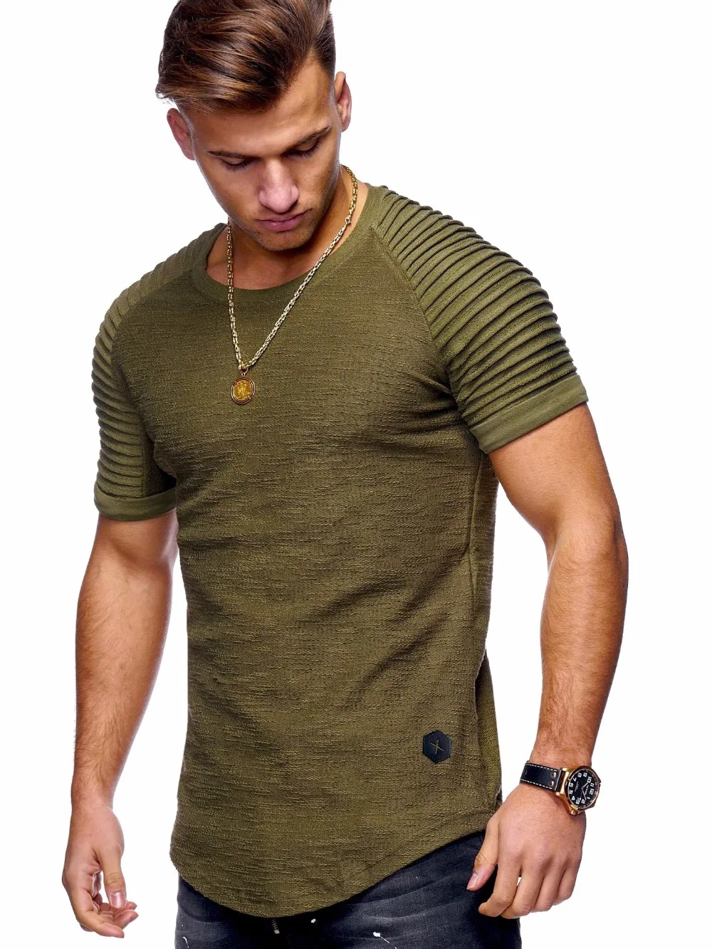 2021 new T-shirt D2 simple O-neck short-sleeved 100% cotton top solid color T-shirt men's fashion trend all-match
2021 new T-shirt D2 simple O-neck short-sleeved 100% cotton top solid color T-shirt men's fashion trend all-match