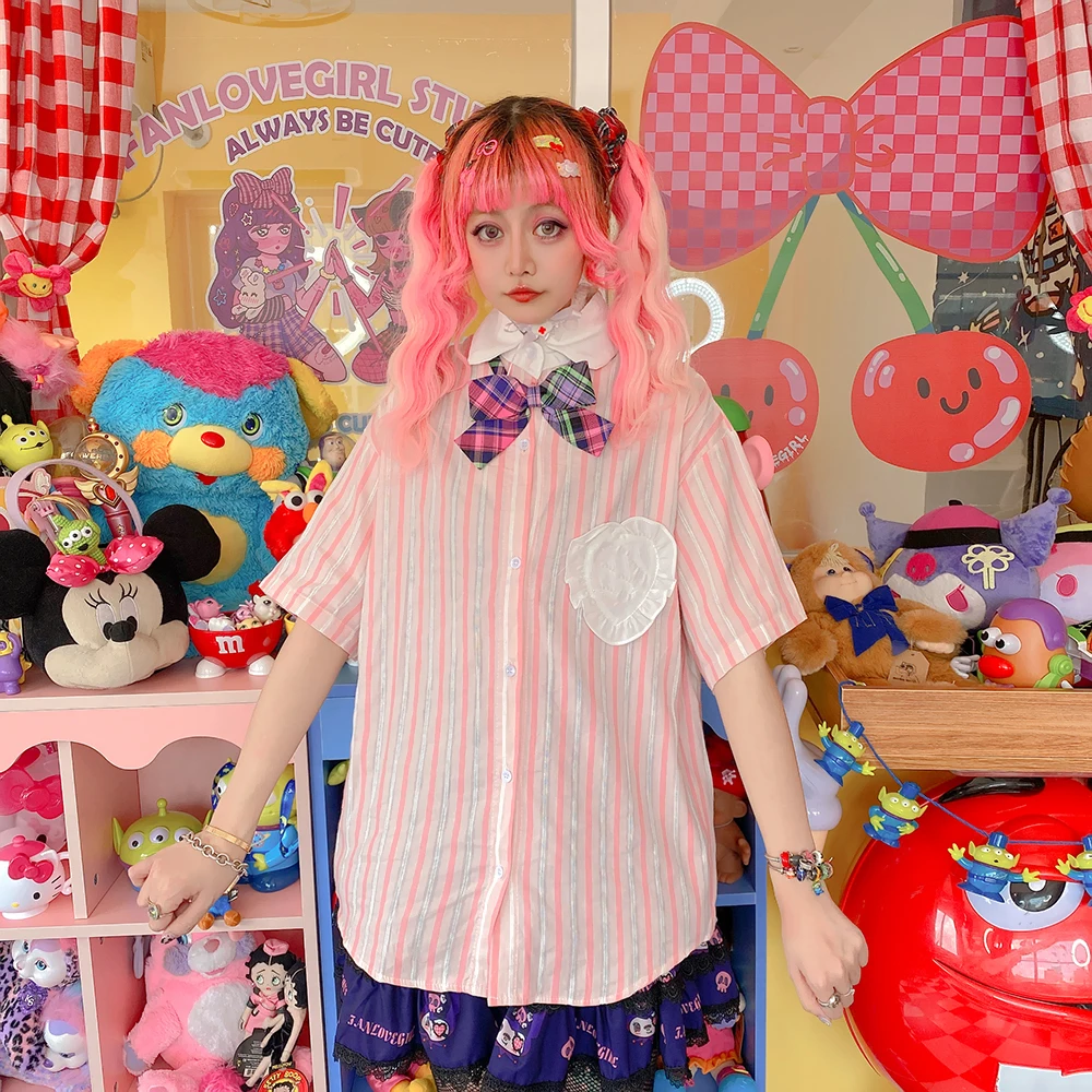 Summer Women's Shirt Japanese Cute Sweet Pink Striped Loose Short Sleeve Blouses Harajuku Casual All-Match Cardigan Tops
Summer Women's Shirt Japanese Cute Sweet Pink Striped Loose Short Sleeve Blouses Harajuku Casual All-Match Cardigan Tops