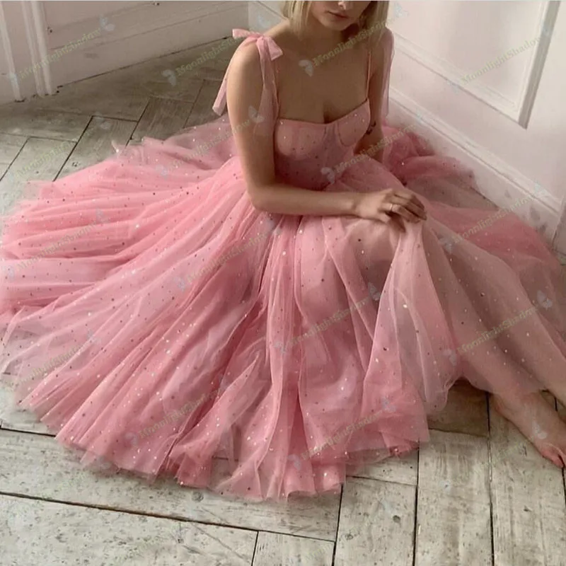 Shinning Pink Short Evening Dresses Sweetheart Tull Prom Gowns Tea Length 2021 Formal Party Dresses Custom Made
Shinning Pink Short Evening Dresses Sweetheart Tull Prom Gowns Tea Length 2021 Formal Party Dresses Custom Made