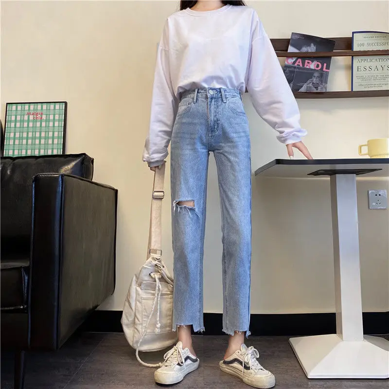 Jeans women's summer thin pants 2021 new high waist straight slim and versatile Capris
Jeans women's summer thin pants 2021 new high waist straight slim and versatile Capris