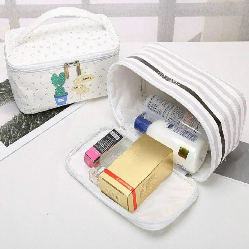 Travel PU Leather Cosmetic Bag Women Makeup Bag Make up Beauty Storage Tote Wash Organizer Bag Case
Travel PU Leather Cosmetic Bag Women Makeup Bag Make up Beauty Storage Tote Wash Organizer Bag Case