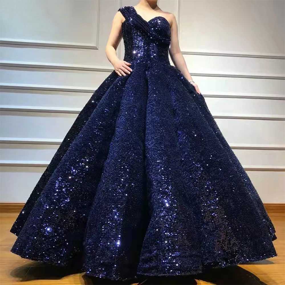 Shinny Sequins Prom Dresses 2021 Sweetheart Neck One Shoudler Ball Gown Wedding Party Formal Evening Gowns Customize robe
Shinny Sequins Prom Dresses 2021 Sweetheart Neck One Shoudler Ball Gown Wedding Party Formal Evening Gowns Customize robe