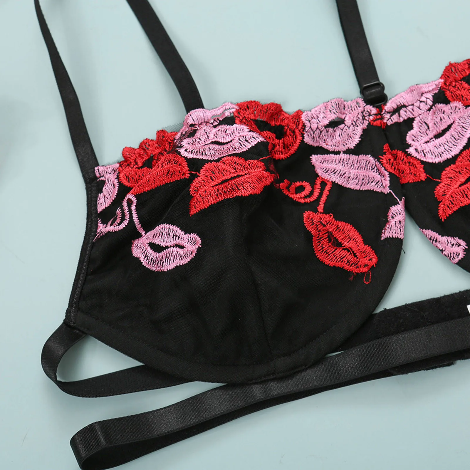 Plus Size Halter Sexy Lingerie Flower Embroidery Erotic Underwear Women Porno Bra Brief Sets Sensual Lingerie Woman Underwear
Plus Size Halter Sexy Lingerie Flower Embroidery Erotic Underwear Women Porno Bra Brief Sets Sensual Lingerie Woman Underwear