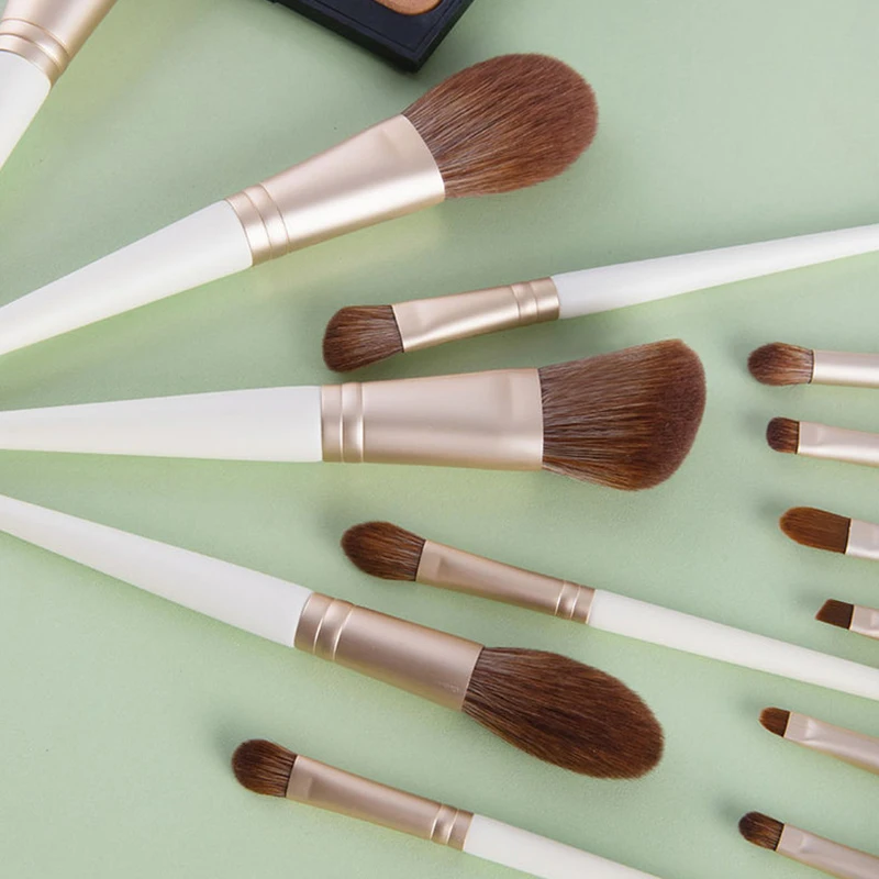 13 Makeup Brushes White Moonlight Series Eye A Full Set Of Foundation Beginner Beauty Tools Loose Paint Bevel Trimming Blush
13 Makeup Brushes White Moonlight Series Eye A Full Set Of Foundation Beginner Beauty Tools Loose Paint Bevel Trimming Blush