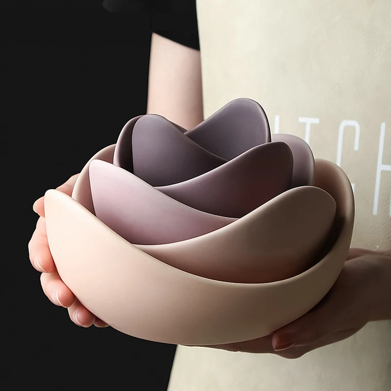 5PCs/Set Nordic Simple Stacked Color Lotus Ceramic Bowls Jewelry Storage Decoration Decoration Creative Dinner Ceramic Plates
5PCs/Set Nordic Simple Stacked Color Lotus Ceramic Bowls Jewelry Storage Decoration Decoration Creative Dinner Ceramic Plates