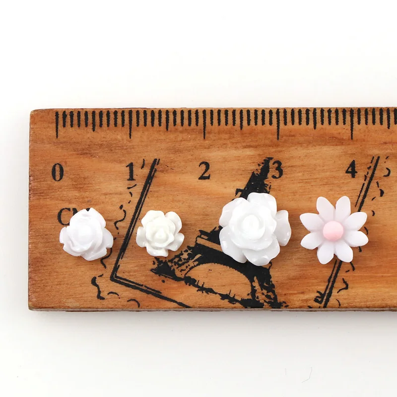 100Pcs Colorful 4 Style Resin Flatback Flowers Jewelry Making Scrapbook Embellishments Wedding Buttons Craft
100Pcs Colorful 4 Style Resin Flatback Flowers Jewelry Making Scrapbook Embellishments Wedding Buttons Craft