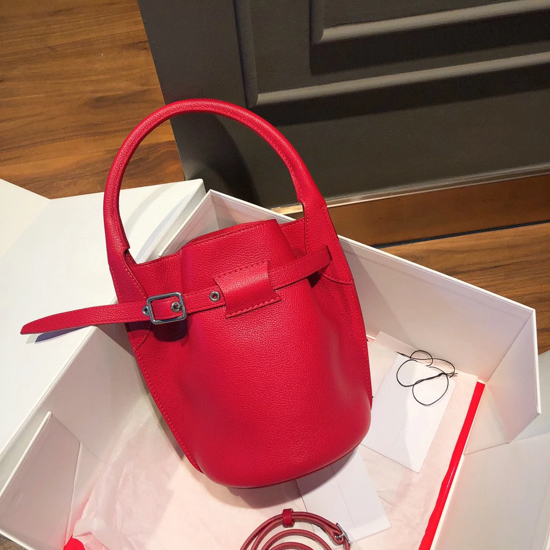 The Latest Brown Top Leather Women's Handbag With Drawstring Closure Design In 2021 Fashionable And Casual Colorful
The Latest Brown Top Leather Women's Handbag With Drawstring Closure Design In 2021 Fashionable And Casual Colorful