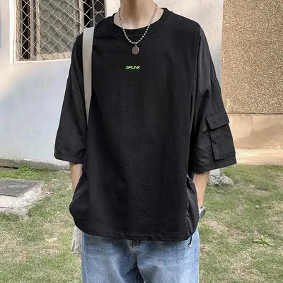 Tide brand men's Korean version of the trend of wild personality men's half-sleeved shirt 
Tide brand men's Korean version of the trend of wild personality men's half-sleeved shirt