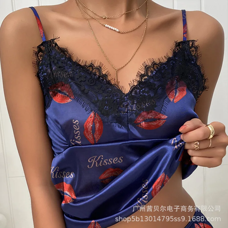 WEPBEL Summer Fashion Spaghetti Strap V-neck Lace Top + Low Waist Straight Shorts Suit Women's Sexy Love Letter Printing Suit
WEPBEL Summer Fashion Spaghetti Strap V-neck Lace Top + Low Waist Straight Shorts Suit Women's Sexy Love Letter Printing Suit