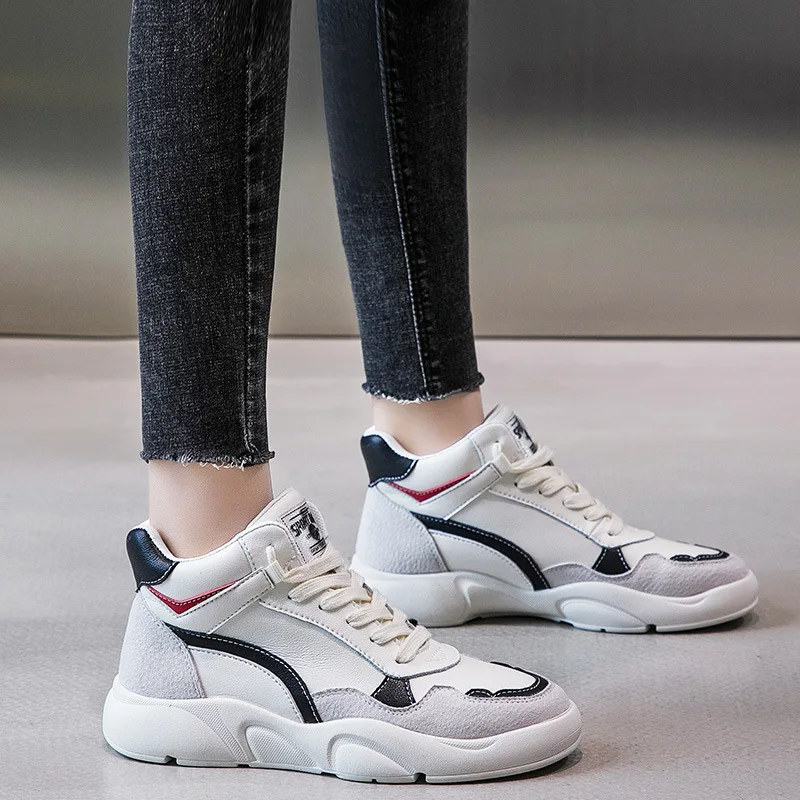 2020 new ladies dad shoes leather casual breathable anti-slip tide shoes fashion color matching sports small white shoes
2020 new ladies dad shoes leather casual breathable anti-slip tide shoes fashion color matching sports small white shoes