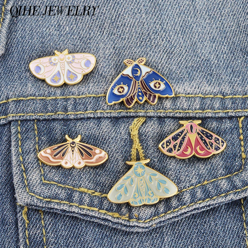 Moth Enamel Pin Butterfly Brooches Moon Star Gold Color Badges Animal Jewelry Gift for Men Women Boy Girl
Moth Enamel Pin Butterfly Brooches Moon Star Gold Color Badges Animal Jewelry Gift for Men Women Boy Girl
