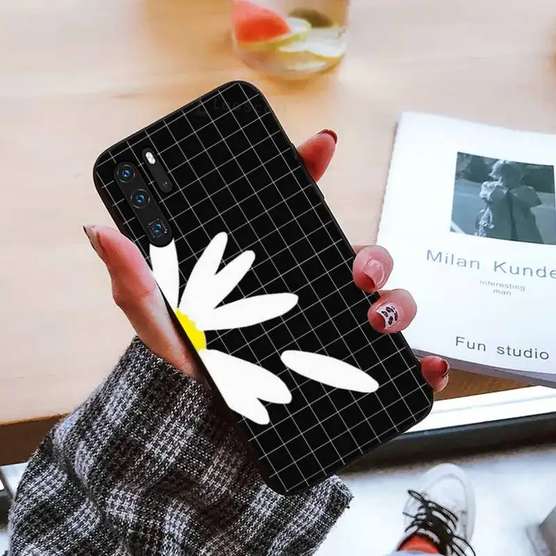 Black and white Daisy checkerboard Phone Case For Huawei honor Mate mate P 10 9X 10i 20 30 40 y7 pro p smart 2019 lite
Black and white Daisy checkerboard Phone Case For Huawei honor Mate mate P 10 9X 10i 20 30 40 y7 pro p smart 2019 lite